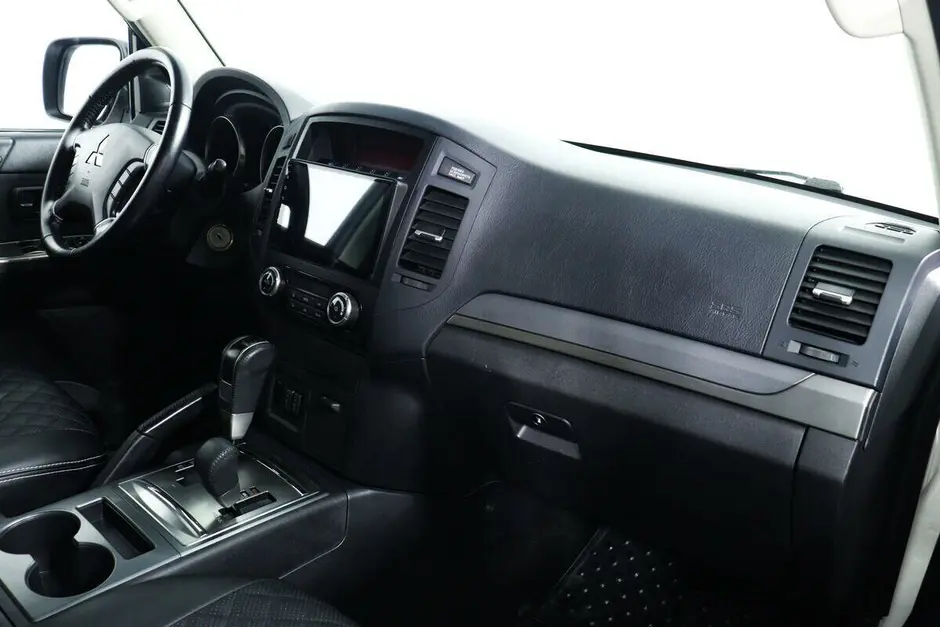 Mitsubishi Pajero, 2011 г.