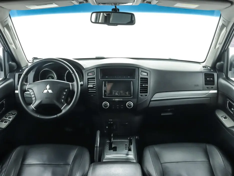 Mitsubishi Pajero, 2011 г.