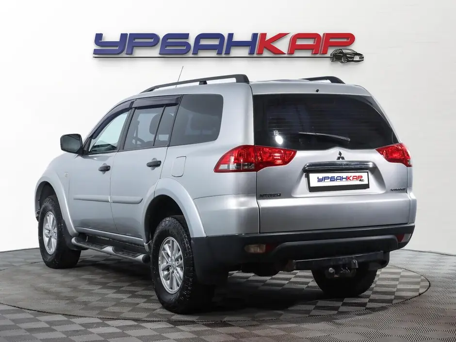 Mitsubishi Pajero Sport, 2013 г.