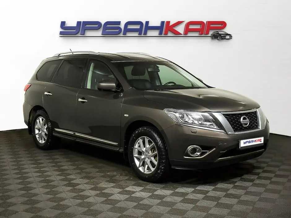 Nissan Pathfinder, 2015 г.