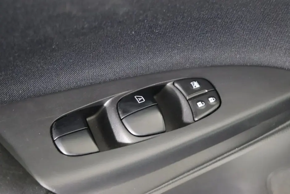 Nissan Tiida, 2015 г.