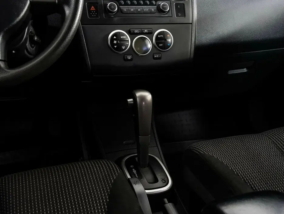 Nissan Tiida, 2012 г.