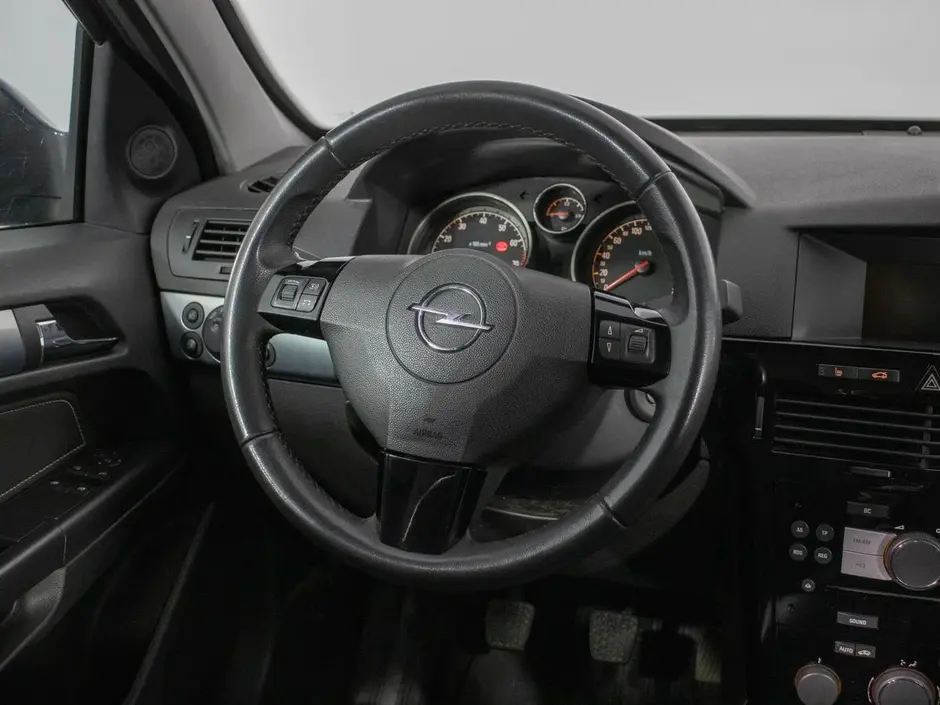 Opel Astra, 2012 г.