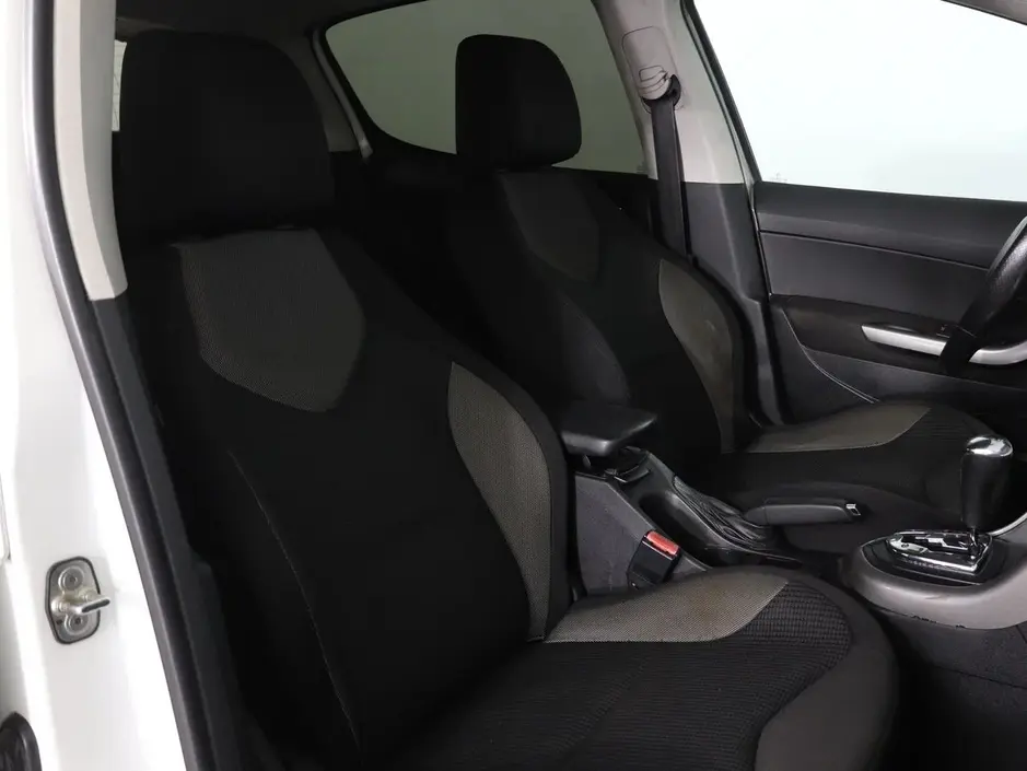 Peugeot 308, 2012 г.