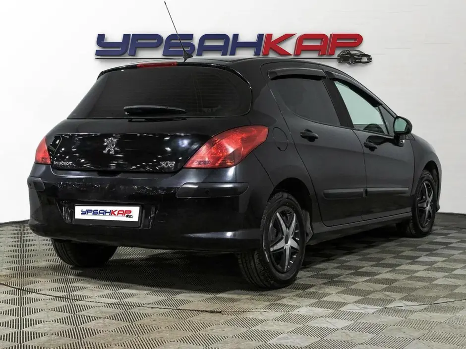 Peugeot 308, 2011 г.