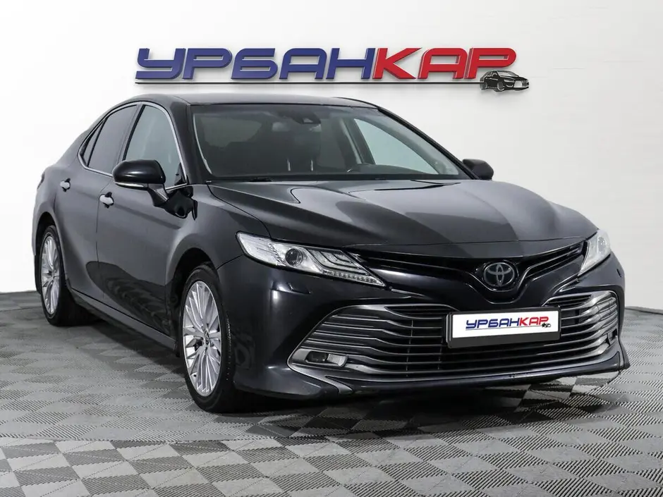 Toyota Camry, 2018 г.