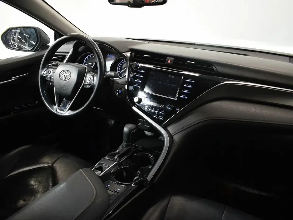 Toyota Camry, 2018 г.