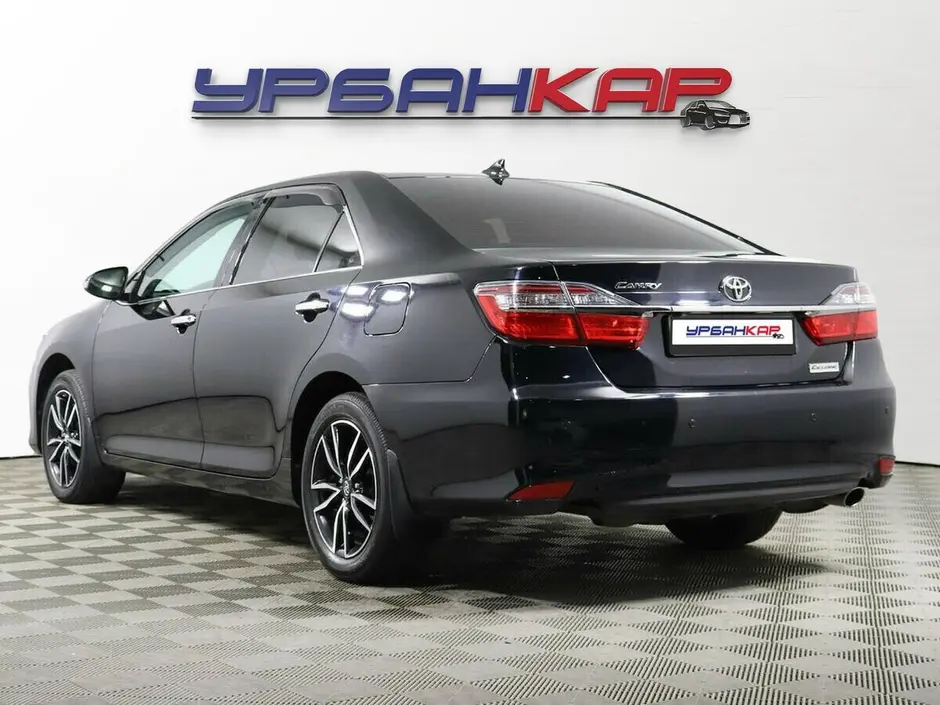 Toyota Camry, 2018 г.