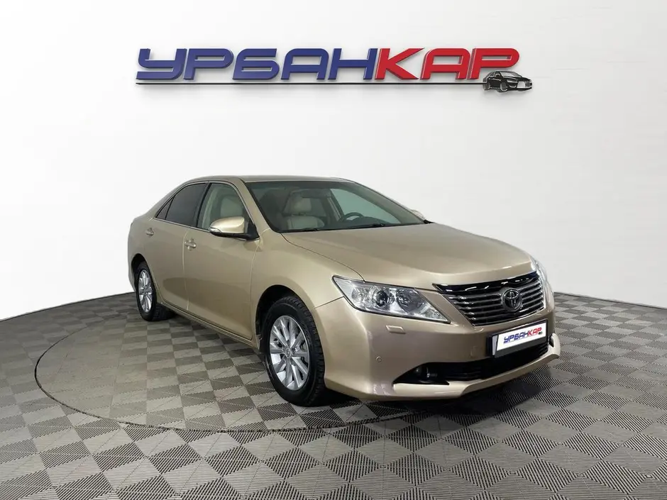 Toyota Camry, 2012 г.