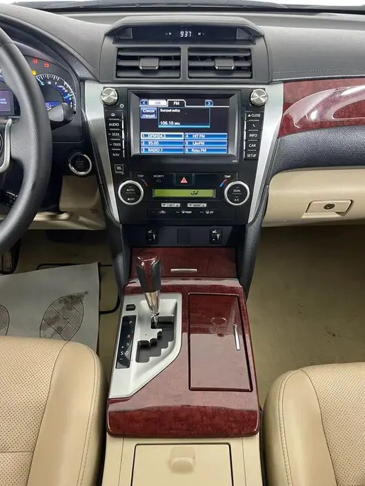 Toyota Camry, 2012 г.