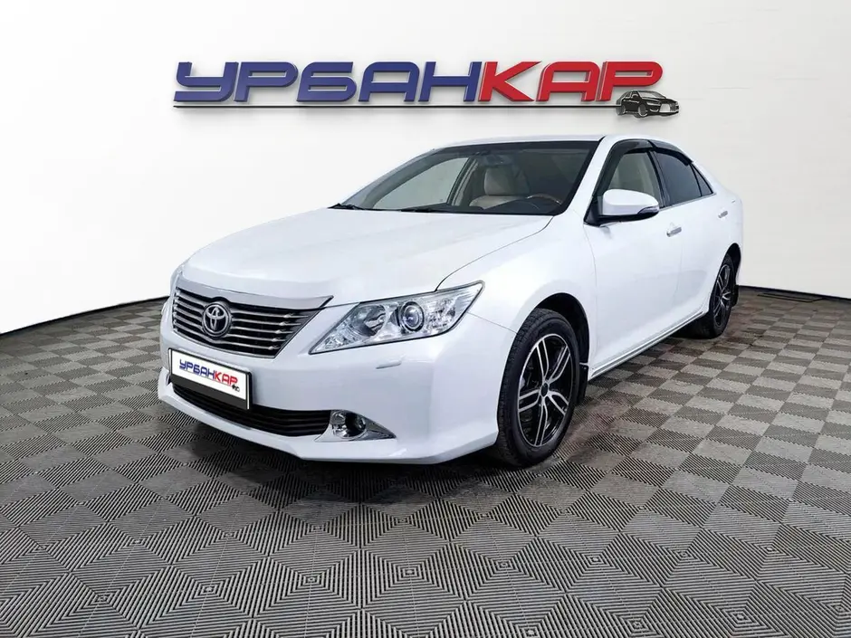 Toyota Camry, 2012 г.