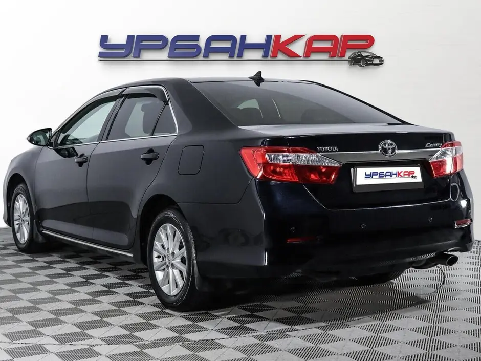 Toyota Camry, 2013 г.