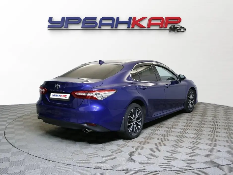 Toyota Camry, 2021 г.