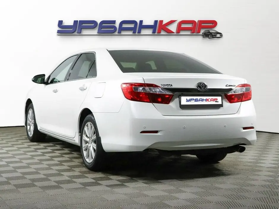 Toyota Camry, 2014 г.