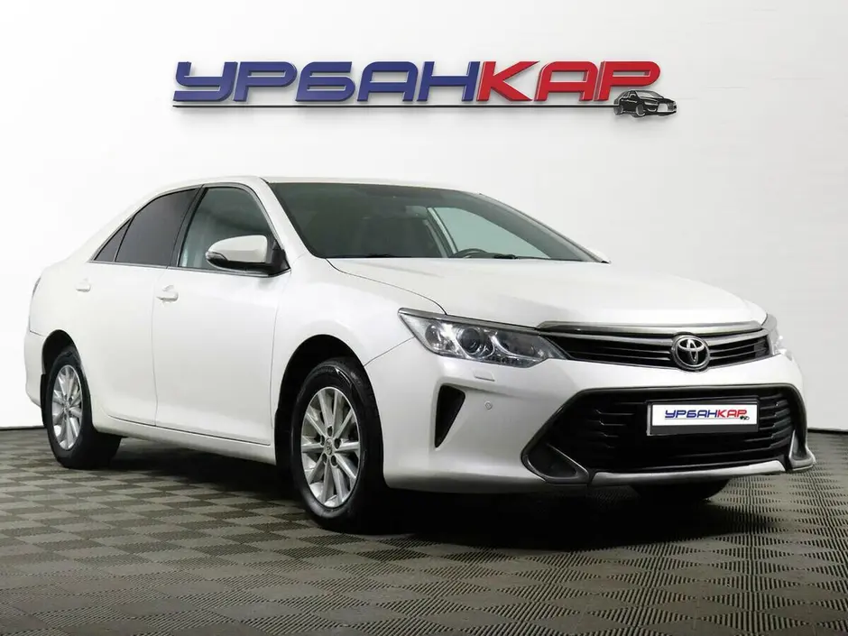 Toyota Camry, 2016 г.