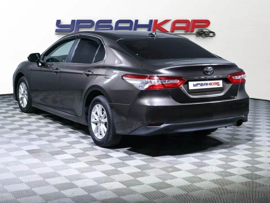 Toyota Camry, 2020 г.