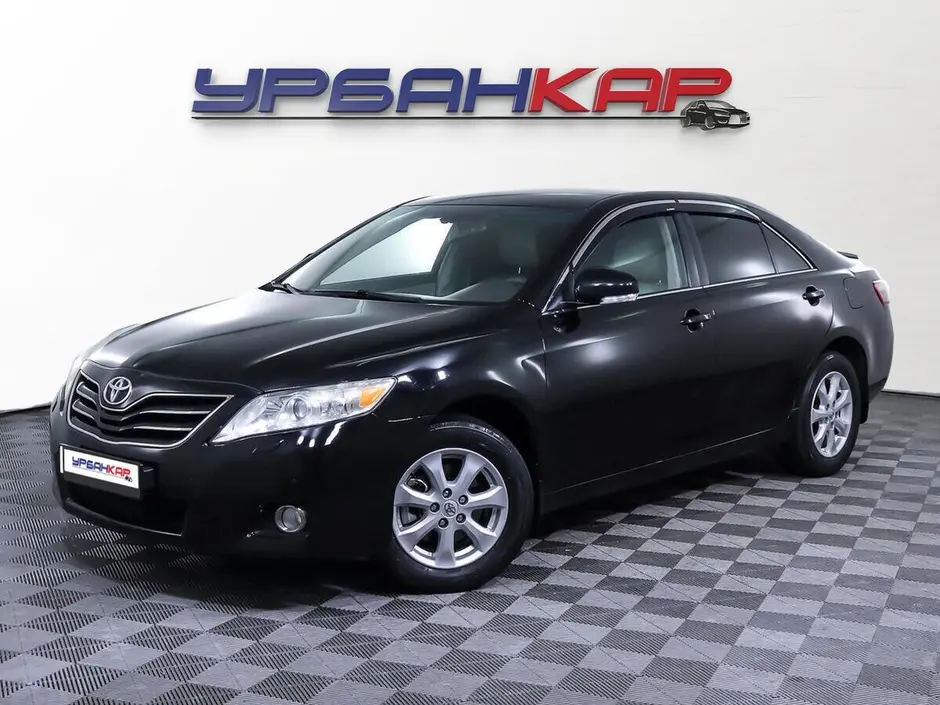 Toyota Camry, 2011 г.