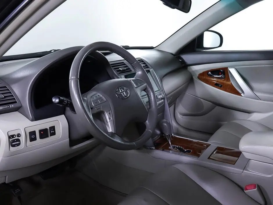 Toyota Camry, 2011 г.