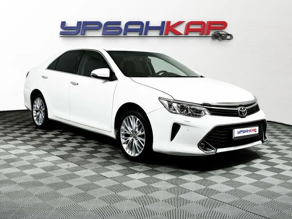 Toyota Camry, 2015 г.