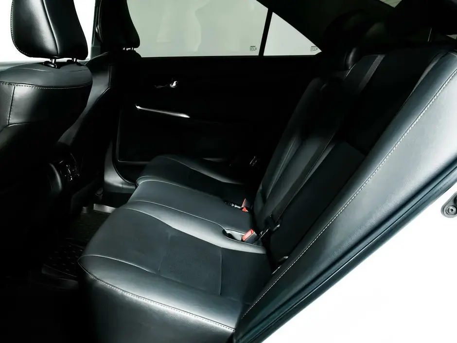 Toyota Camry, 2015 г.