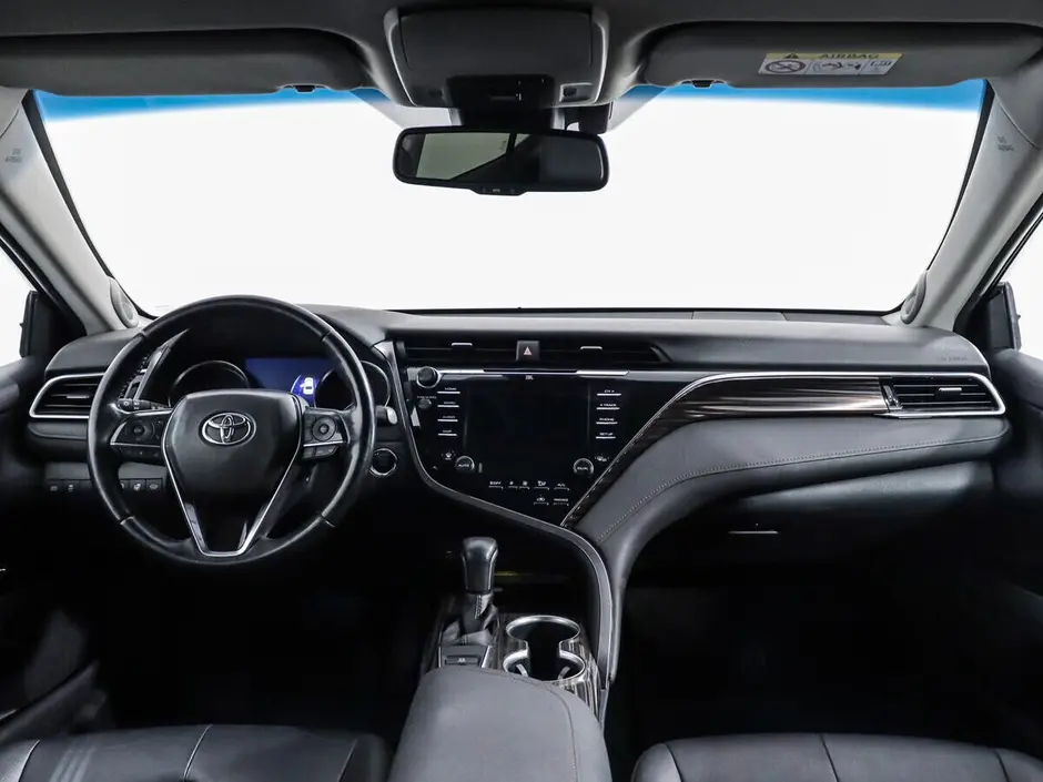 Toyota Camry, 2019 г.