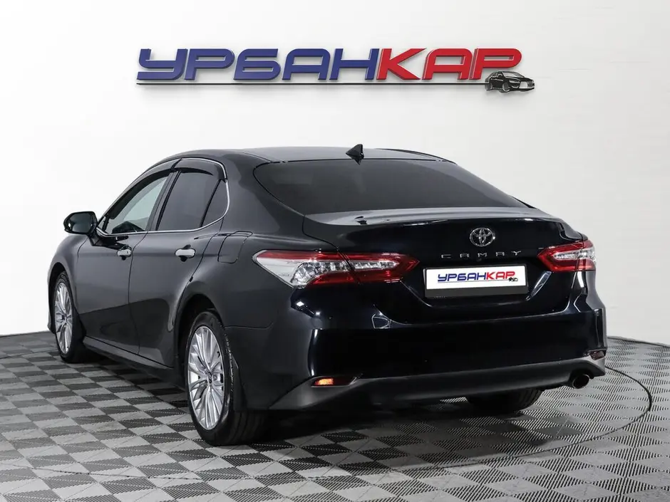 Toyota Camry, 2019 г.