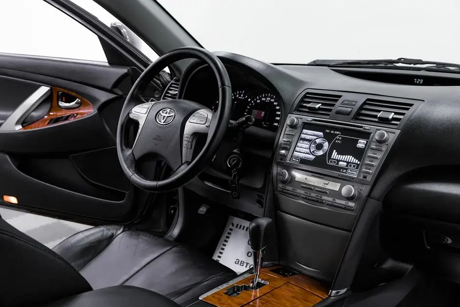 Toyota Camry, 2011 г.