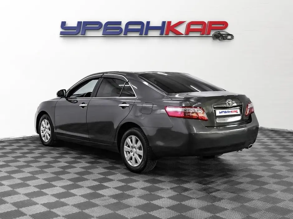 Toyota Camry, 2011 г.