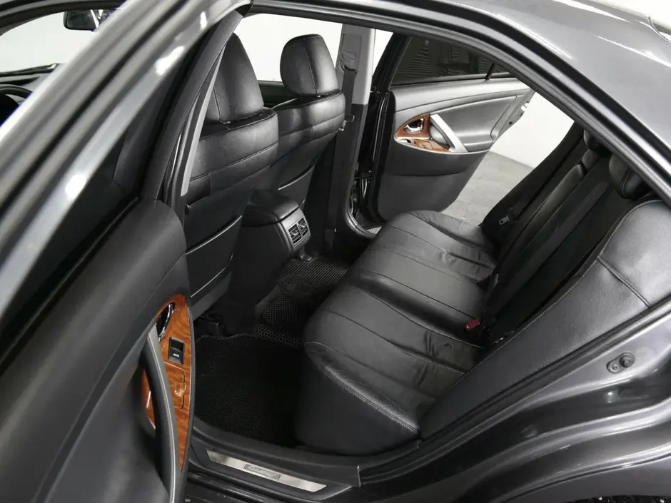 Toyota Camry, 2011 г.