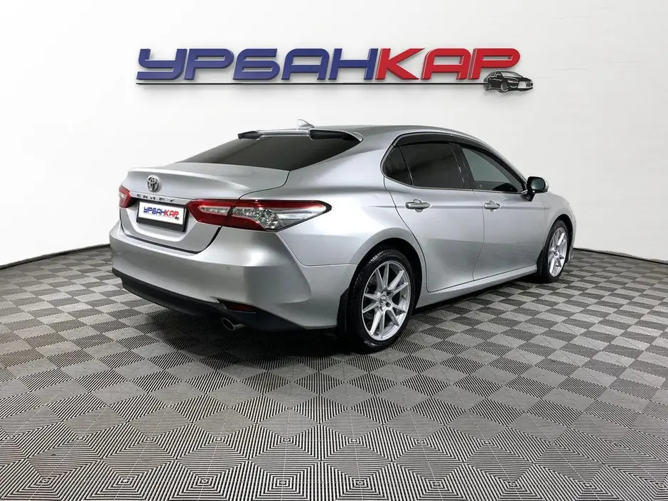Toyota Camry, 2018 г.