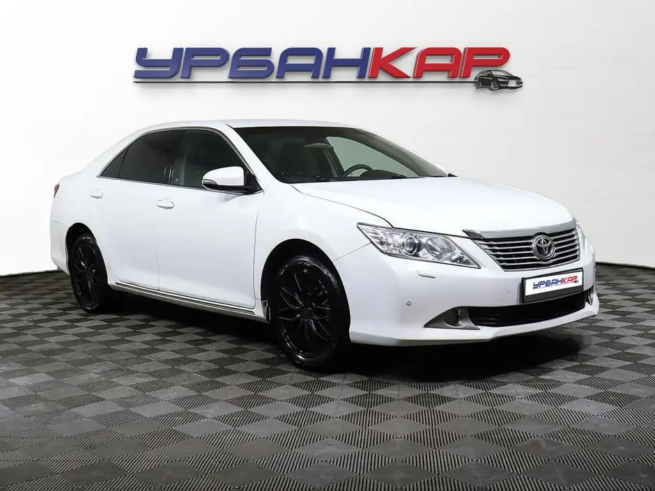 Toyota Camry, 2013 г.