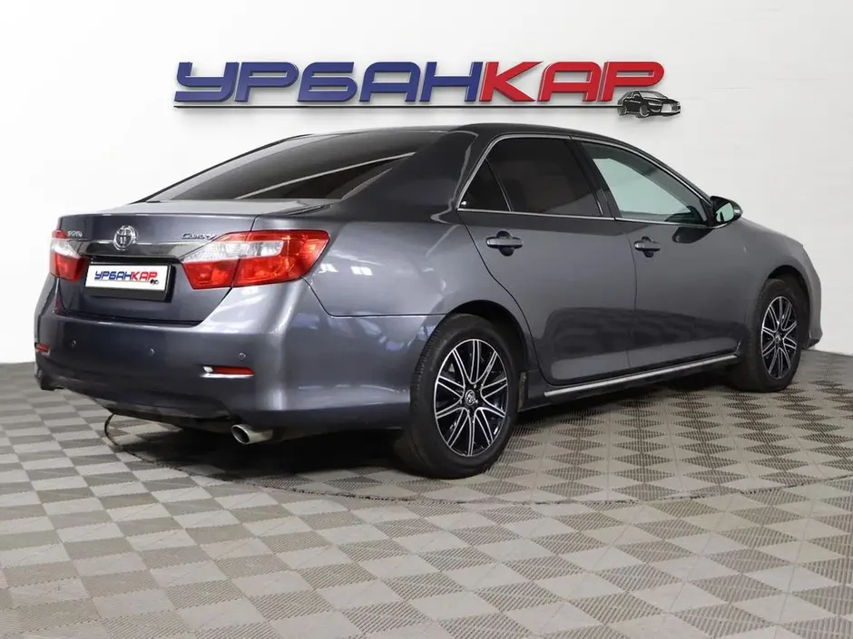 Toyota Camry, 2013 г.