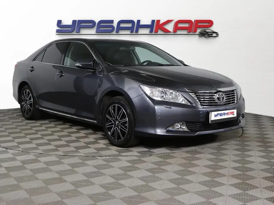 Toyota Camry, 2013 г.