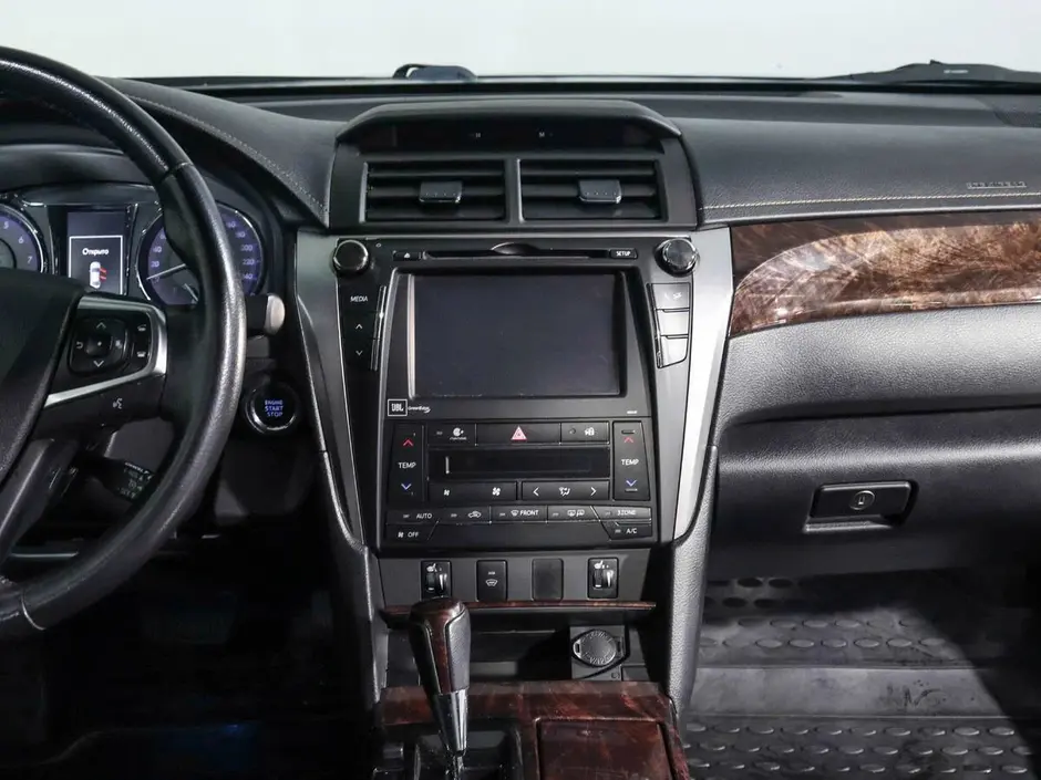 Toyota Camry, 2015 г.