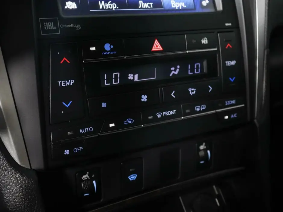 Toyota Camry, 2015 г.