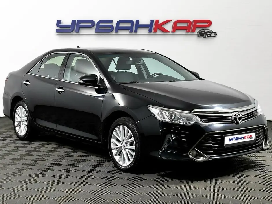 Toyota Camry, 2016 г.