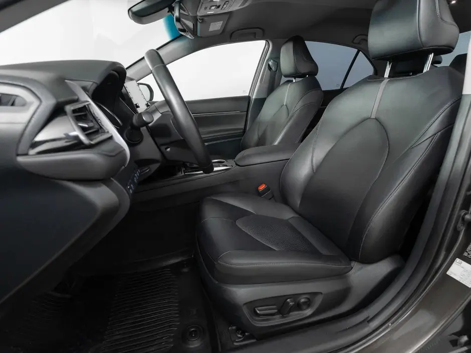 Toyota Camry, 2021 г.