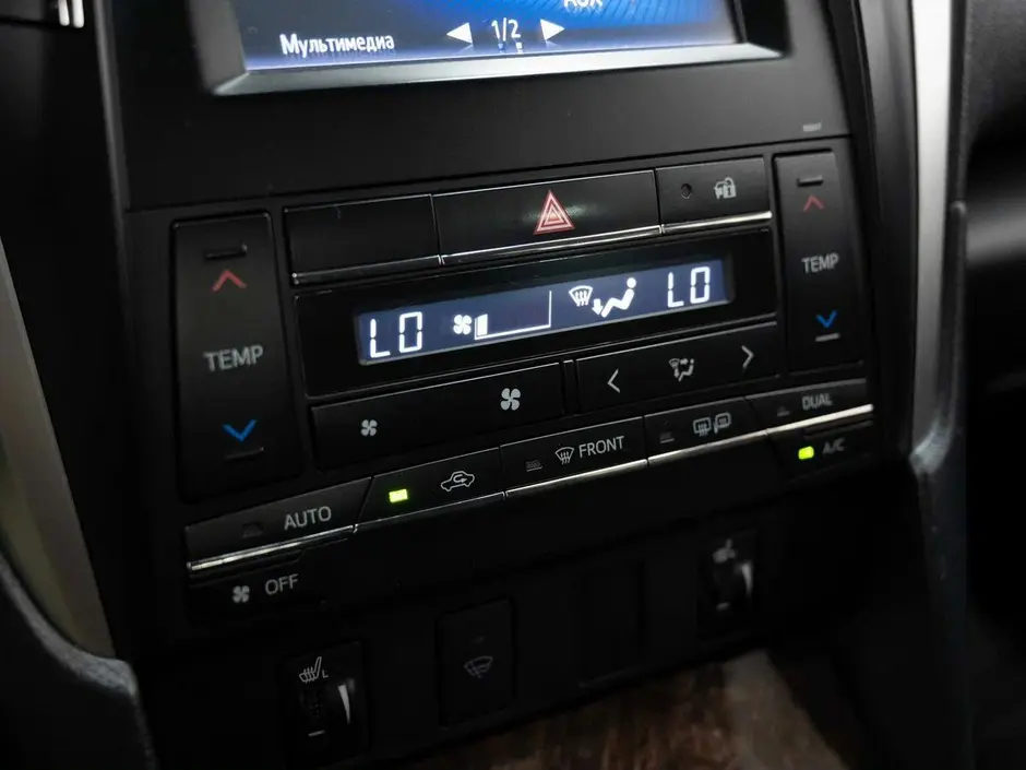 Toyota Camry, 2016 г.