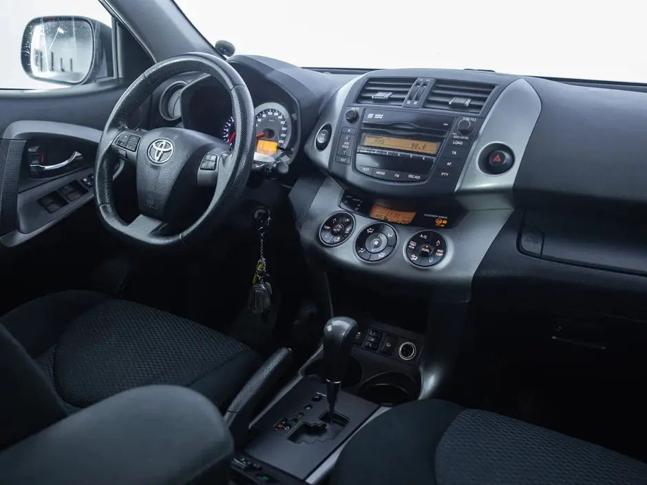 Toyota RAV4, 2012 г.