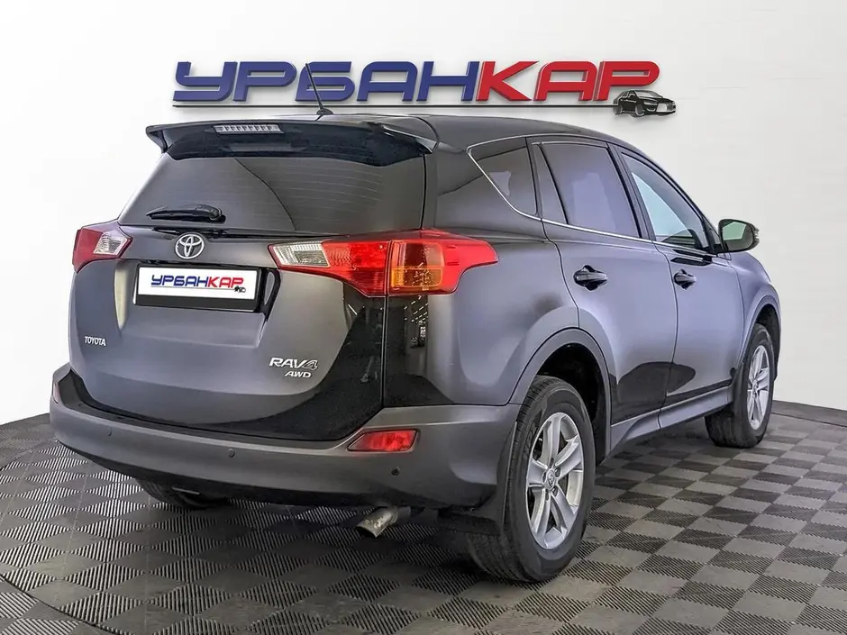 Toyota RAV4, 2013 г.
