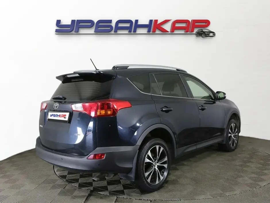 Toyota RAV4, 2015 г.