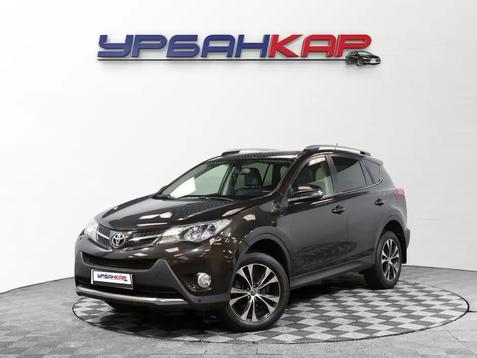 Toyota RAV4, 2015 г.