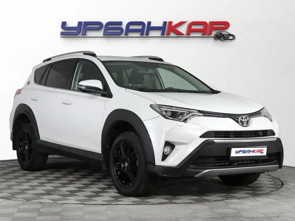 Toyota RAV4, 2018 г.