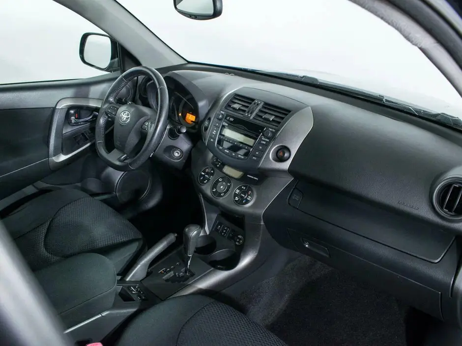 Toyota RAV4, 2010 г.