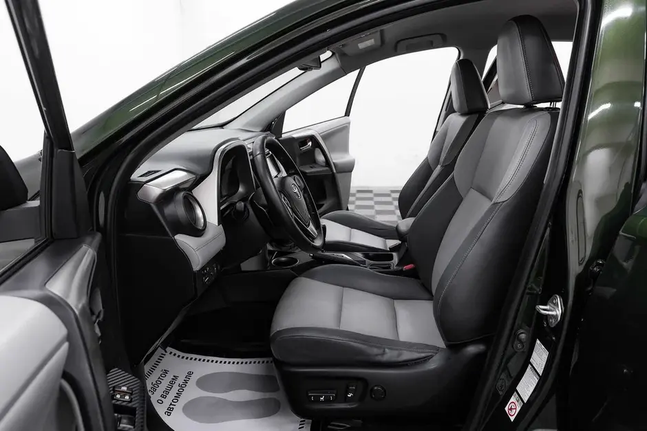 Toyota RAV4, 2013 г.