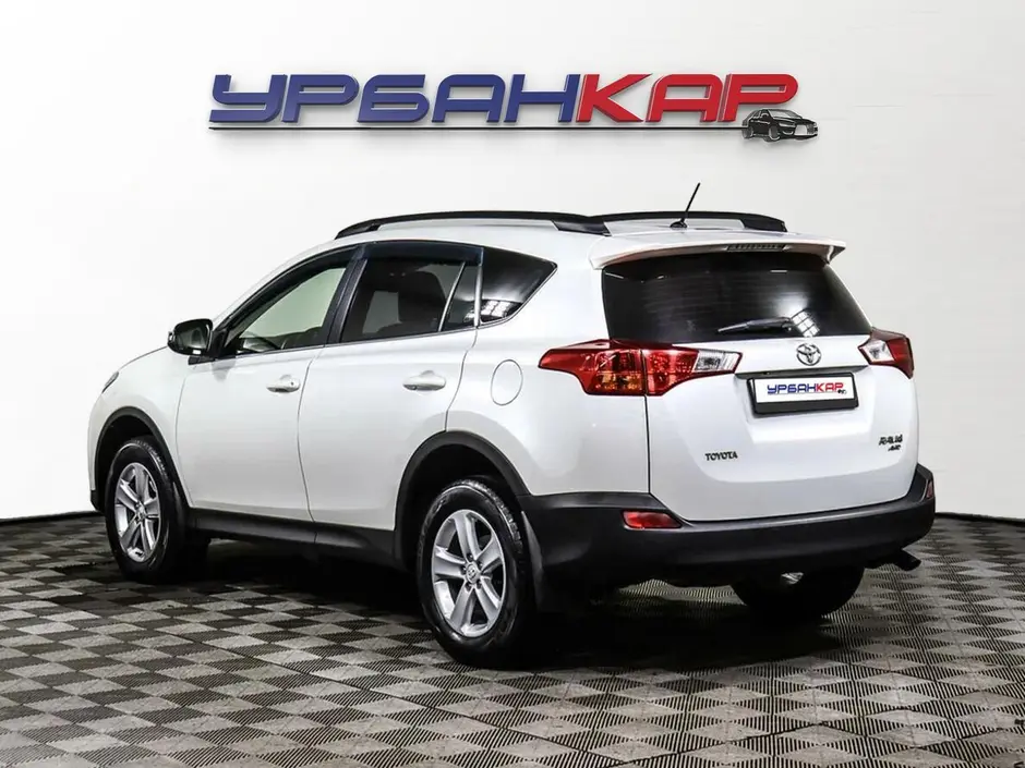 Toyota RAV4, 2013 г.