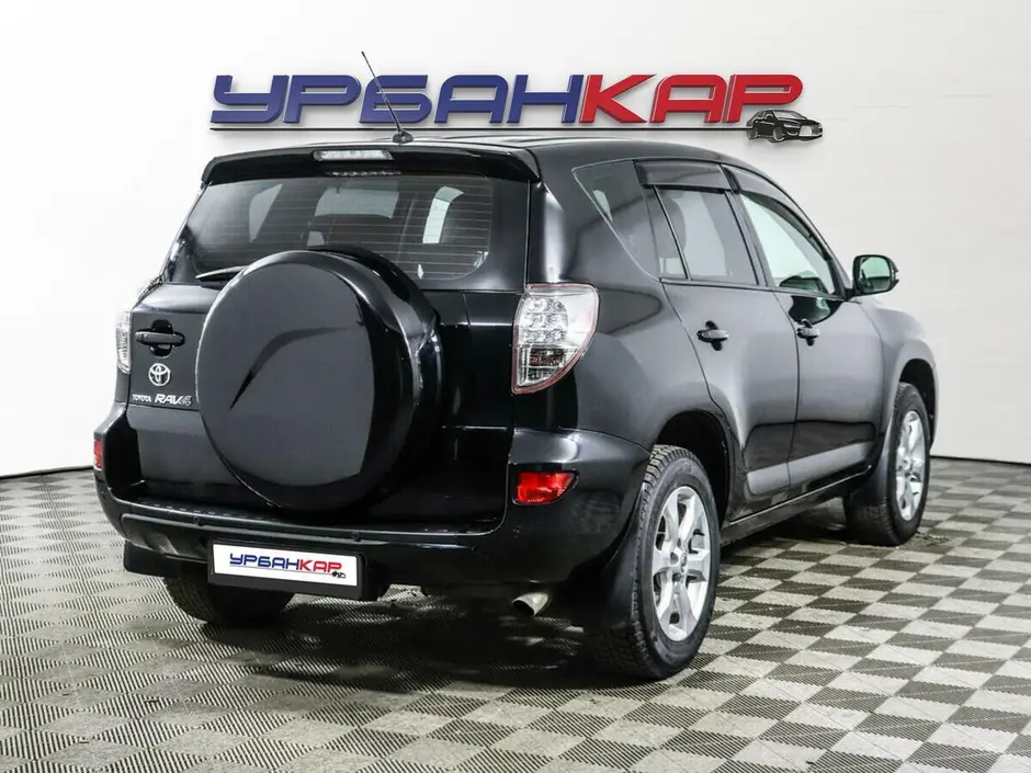 Toyota RAV4, 2011 г.