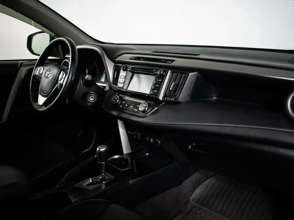 Toyota RAV4, 2016 г.