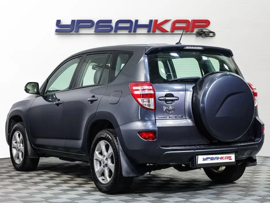 Toyota RAV4, 2011 г.