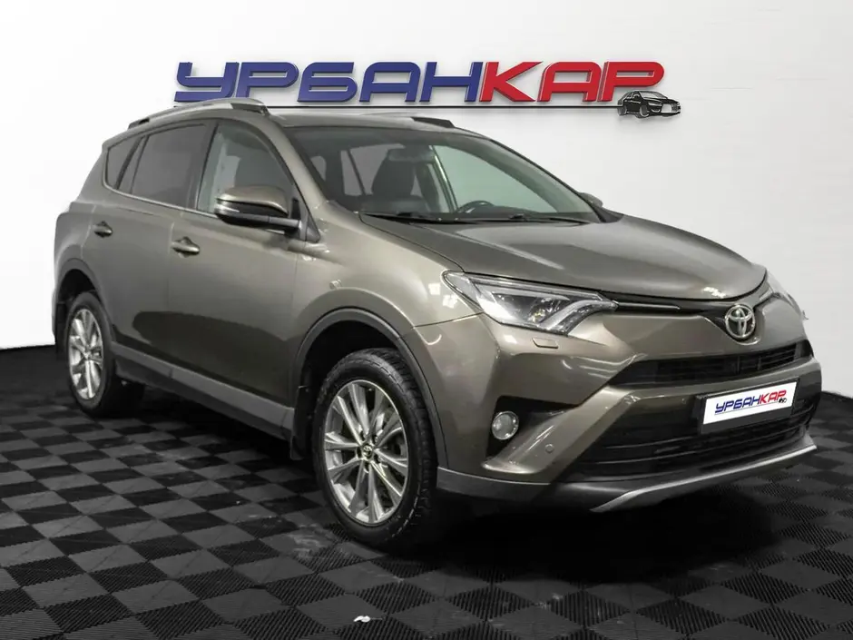Toyota RAV4, 2018 г.